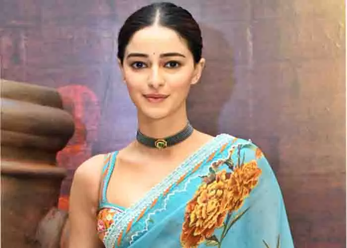 Ananya Pandey ने भारतीय सशस्त्र बलों और उनके परिवारों को उनके साहस के लिए सलाम किया Ananya Pandey ने भारतीय सशस्त्र बलों और उनके परिवारों को उनके साहस के लिए सलाम किया