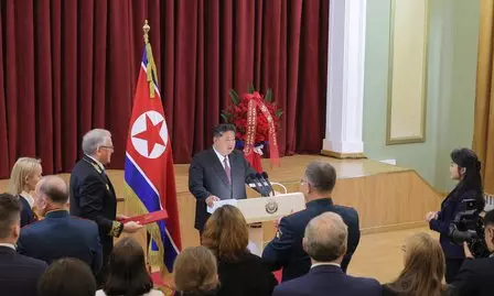 North Korea के किम ने कहा- यूक्रेन के खिलाफ रूस के युद्ध में भागीदारी उचित है North Korea के किम ने कहा- यूक्रेन के खिलाफ रूस के युद्ध में भागीदारी उचित है