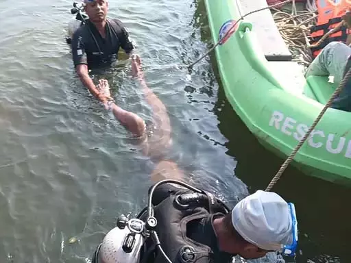 शिवनाथ नदी में किशोर की मौत, नहाने के दौरान डूबा शिवनाथ नदी में किशोर की मौत, नहाने के दौरान डूबा