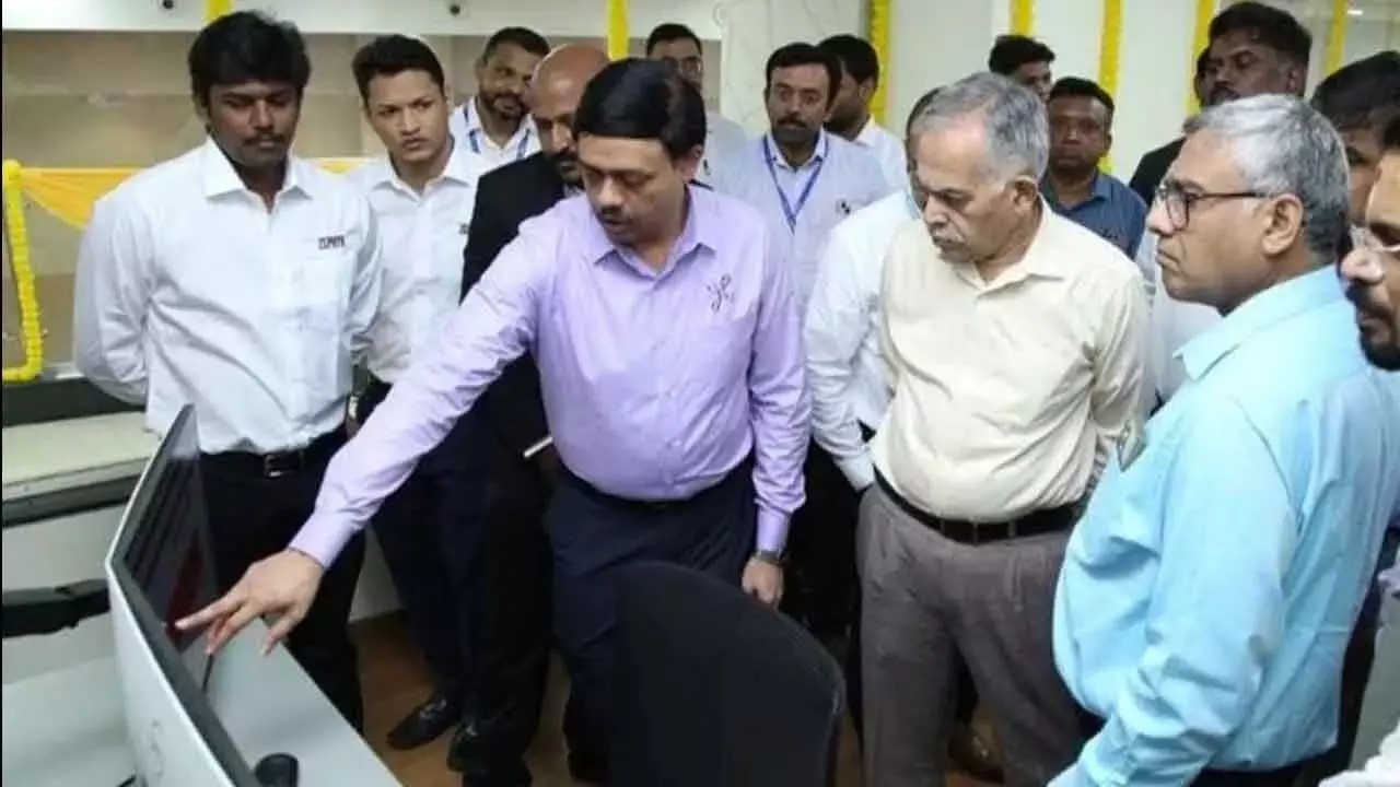 6 मेट्रो स्टेशनों पर AI आधारित सीसीटीवी निगरानी 6 मेट्रो स्टेशनों पर AI आधारित सीसीटीवी निगरानी