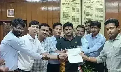 Chittorgarh: नर्सेज दिवस के मौके पर सवा लाख रुपये की राशि सैनिक कल्याण कोष में जमा Chittorgarh: नर्सेज दिवस के मौके पर सवा लाख रुपये की राशि सैनिक कल्याण कोष में जमा