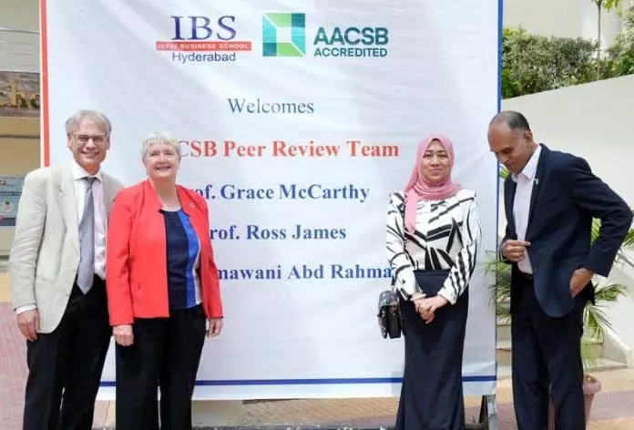 IBS हैदराबाद को छह वर्षों के लिए प्रतिष्ठित AACSB पुनः मान्यता प्राप्त हुई IBS हैदराबाद को छह वर्षों के लिए प्रतिष्ठित AACSB पुनः मान्यता प्राप्त हुई