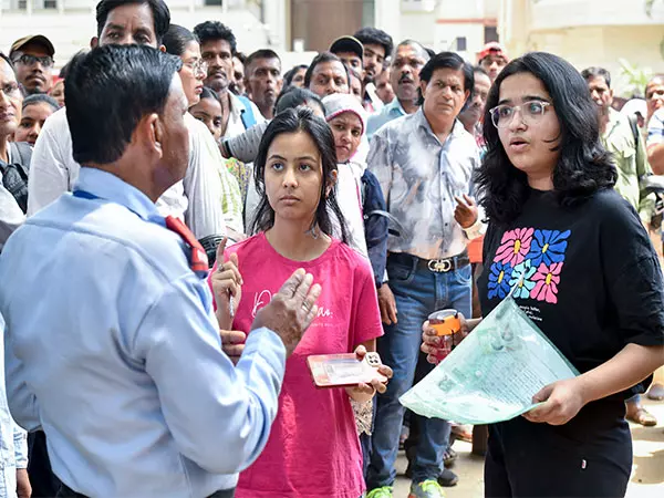CUET (UG) 2025: NTA ने आगामी परीक्षा के लिए एडमिट कार्ड जारी किए CUET (UG) 2025: NTA ने आगामी परीक्षा के लिए एडमिट कार्ड जारी किए