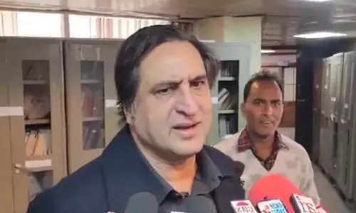 सज्जाद लोन ने प्रभावित परिवारों के साथ एकजुटता व्यक्त की
