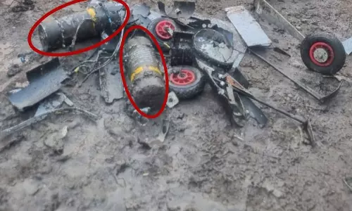 मार खाने के बाद भी नहीं मान रहा पाकिस्तान...BSF ने दी बड़ी जानकारी मार खाने के बाद भी नहीं मान रहा पाकिस्तान...BSF ने दी बड़ी जानकारी