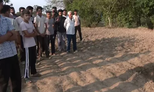 Akhnoor में धमाकों की आवाज सुनी गई, किसी के घायल होने की खबर नहीं Akhnoor में धमाकों की आवाज सुनी गई, किसी के घायल होने की खबर नहीं