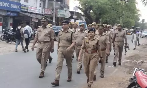 Lucknow: यूपी में अलर्ट मोड, भारत-पाक तनाव को देखते हुए सुरक्षा व्यवस्था कड़ी