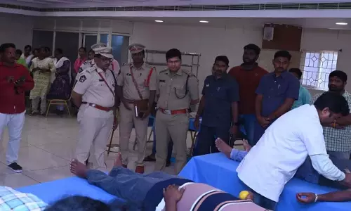 ऑपरेशन सिंदूर पर फर्जी खबरों पर नजर रखें, पुलिस अधिकारियों ने कहा ऑपरेशन सिंदूर पर फर्जी खबरों पर नजर रखें, पुलिस अधिकारियों ने कहा