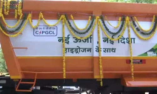 ह्यड्रोजन चलित ट्रकों को हरी झंडी, CM साय ने किया रवाना