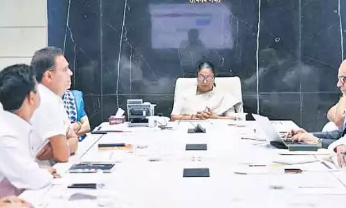 रेखा गुप्ता ने एमसीडी से लैंडफिल से कचरा हटाने का निर्देश दिया