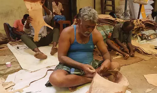 बढ़ती लागत ने अलागर को ठंडा करने में मदद करने वाले Thopparai निर्माताओं को परेशान किया बढ़ती लागत ने अलागर को ठंडा करने में मदद करने वाले Thopparai निर्माताओं को परेशान किया