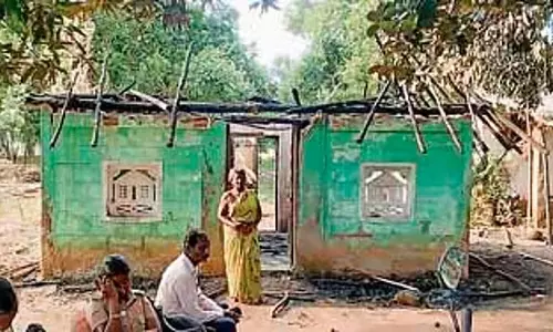 Tamil Nadu: आदि द्रविड़ कल्याण आयोग ने तमिलनाडु के वडकाडु का दौरा किया