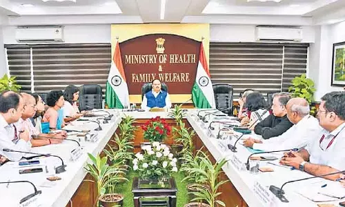 Delhi के अस्पतालों में हाई अलर्ट, सभी छुट्टियां रद्द