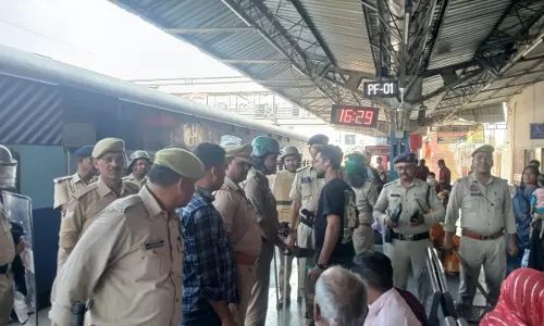 Kasganj में रेलवे की सुरक्षा बढ़ी, स्टेशन पर चला विशेष जांच अभियान