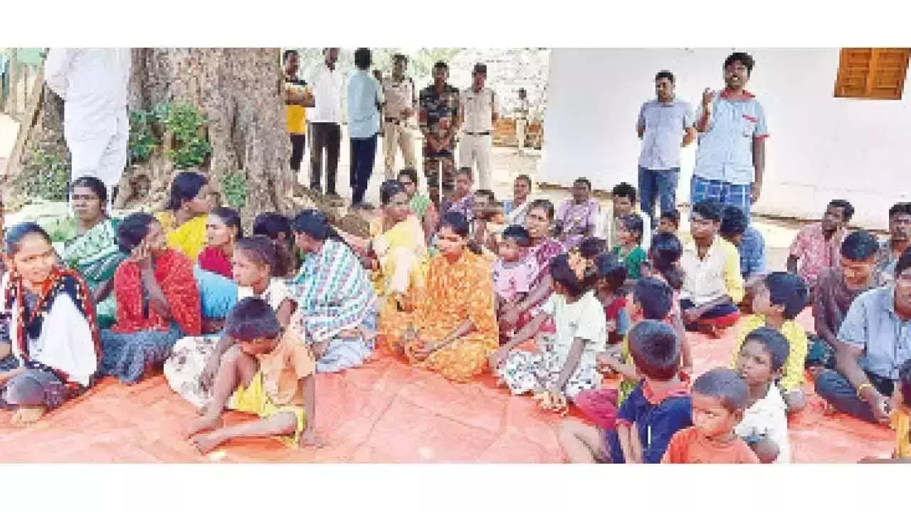 Telangana: पेयजल, आधार कार्ड, स्ट्रीट लाइटें, और भी बहुत कुछ Telangana: पेयजल, आधार कार्ड, स्ट्रीट लाइटें, और भी बहुत कुछ