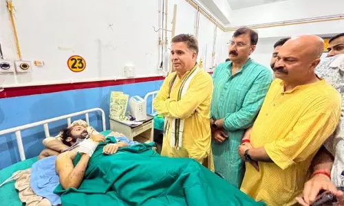 अरविंद-सेठी, रैना ने GMC का दौरा किया अरविंद-सेठी, रैना ने GMC का दौरा किया
