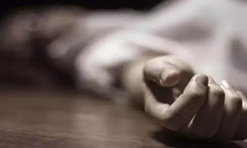 Kasganj में महिला की संदिग्ध हालात में मौत, हत्या का आरोप Kasganj में महिला की संदिग्ध हालात में मौत, हत्या का आरोप