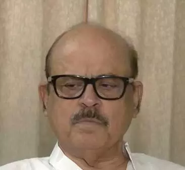 आतंकी ठिकानों को निशाना बनाकर भारतीय सेना ने अपना काम कर दिया : तारिक अनवर आतंकी ठिकानों को निशाना बनाकर भारतीय सेना ने अपना काम कर दिया : तारिक अनवर