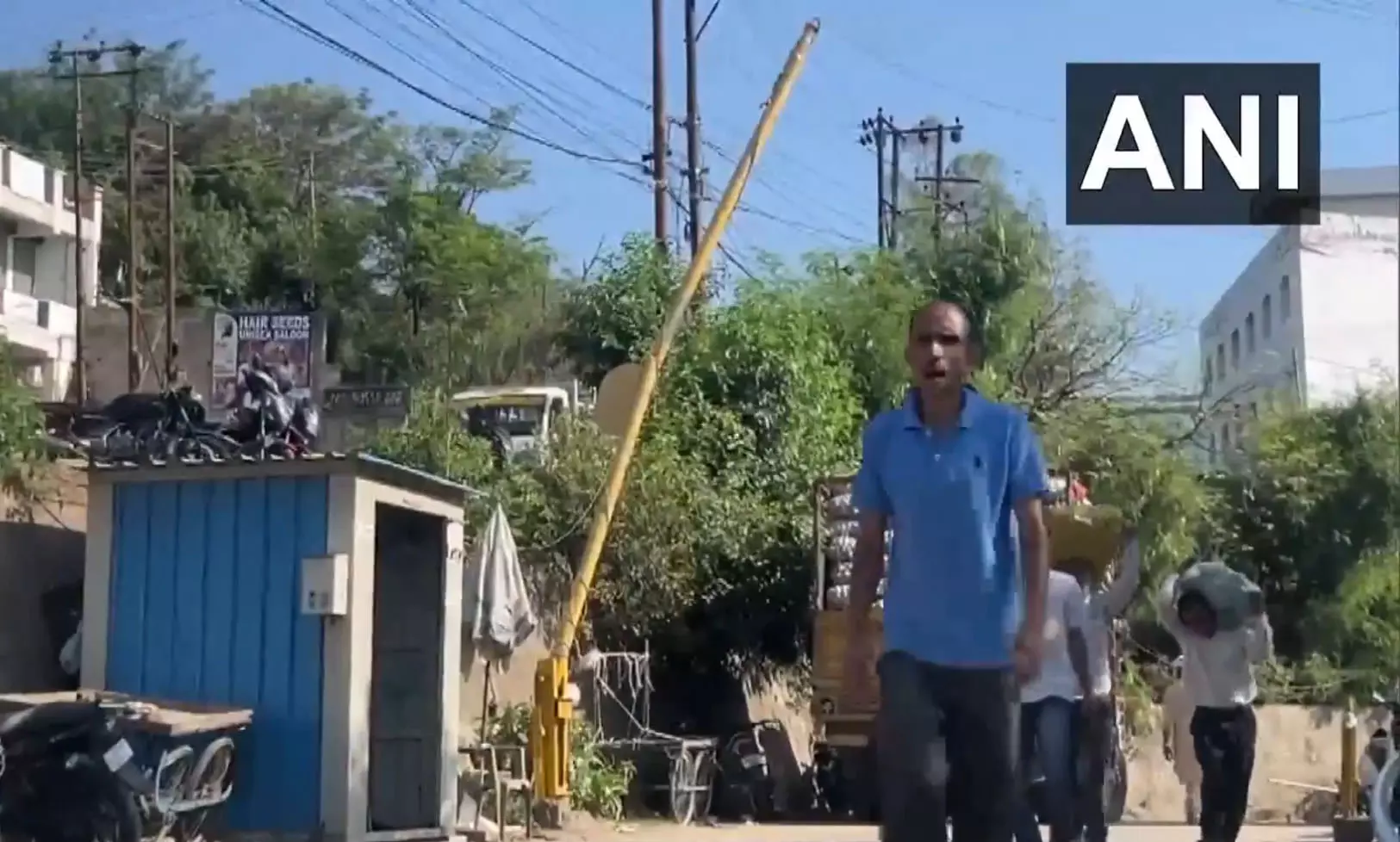 ड्रोन गतिविधि, गोलीबारी-गोलाबारी नहीं...शांतिपूर्ण हालात, सरकार ने की फर्जी खबरों से सावधान रहने की अपील ड्रोन गतिविधि, गोलीबारी-गोलाबारी नहीं...शांतिपूर्ण हालात, सरकार ने की फर्जी खबरों से सावधान रहने की अपील