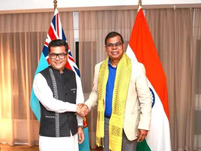 राज्य मंत्री पबित्रा मार्गेरिटा ने फिजी के उप पीएम बिमान प्रसाद से की मुलाकात राज्य मंत्री पबित्रा मार्गेरिटा ने फिजी के उप पीएम बिमान प्रसाद से की मुलाकात
