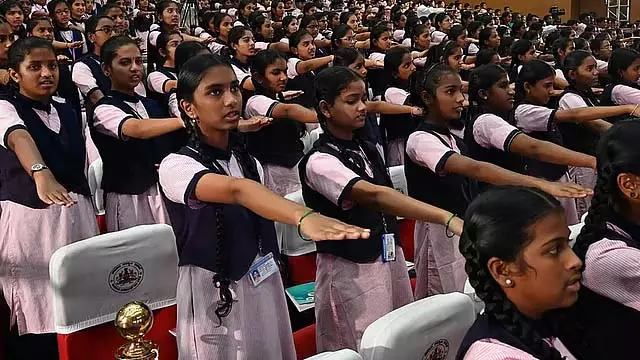 SSLC में कम पास दर से निपटने के लिए मिशन नोड्रॉपआउट पहल SSLC में कम पास दर से निपटने के लिए मिशन नोड्रॉपआउट पहल