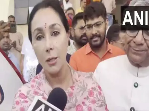 राजस्थान उपमुख्यमंत्री ने भारत-पाक के बीच शत्रुता समाप्त होने के बाद PM Modi की सराहना की राजस्थान उपमुख्यमंत्री ने भारत-पाक के बीच शत्रुता समाप्त होने के बाद PM Modi की सराहना की