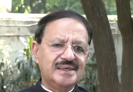 अमेरिका के दबाव में किया सीजफायर, सरकार ने पीओके वापस लेने का मौका गंवाया : राशिद अल्वी अमेरिका के दबाव में किया सीजफायर, सरकार ने पीओके वापस लेने का मौका गंवाया : राशिद अल्वी