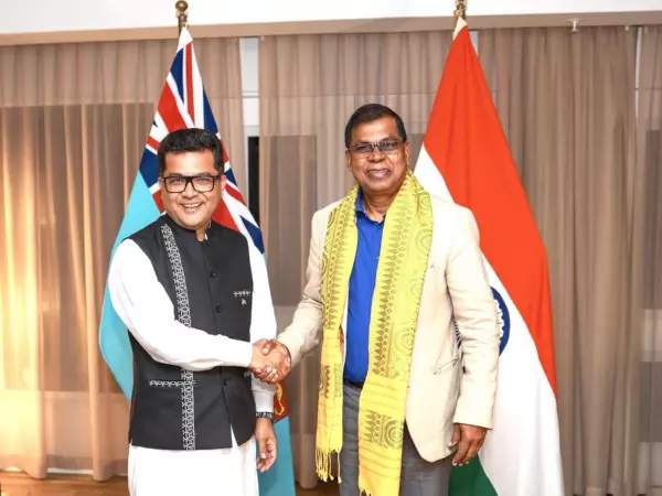 विदेश राज्य मंत्री पाबित्रा मार्गेरिटा ने Fiji के उप प्रधानमंत्री बिमन प्रसाद से मुलाकात की विदेश राज्य मंत्री पाबित्रा मार्गेरिटा ने Fiji के उप प्रधानमंत्री बिमन प्रसाद से मुलाकात की