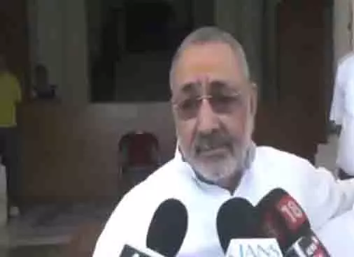पूरे देश को भारतीय सेना की वीरता पर गर्व है: केंद्रीय मंत्री Giriraj Singh पूरे देश को भारतीय सेना की वीरता पर गर्व है: केंद्रीय मंत्री Giriraj Singh