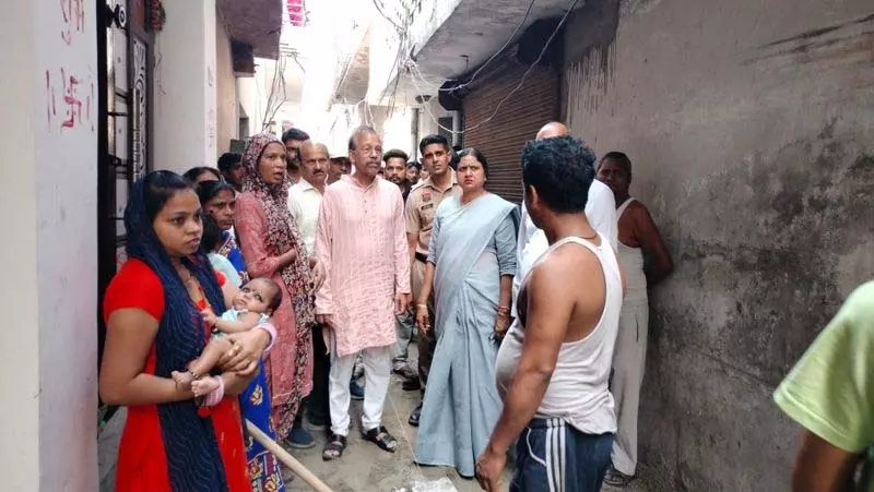 Yamunanagar मेयर ने विकास कार्यों में इस्तेमाल हो रही सामग्री की गुणवत्ता जांची Yamunanagar मेयर ने विकास कार्यों में इस्तेमाल हो रही सामग्री की गुणवत्ता जांची