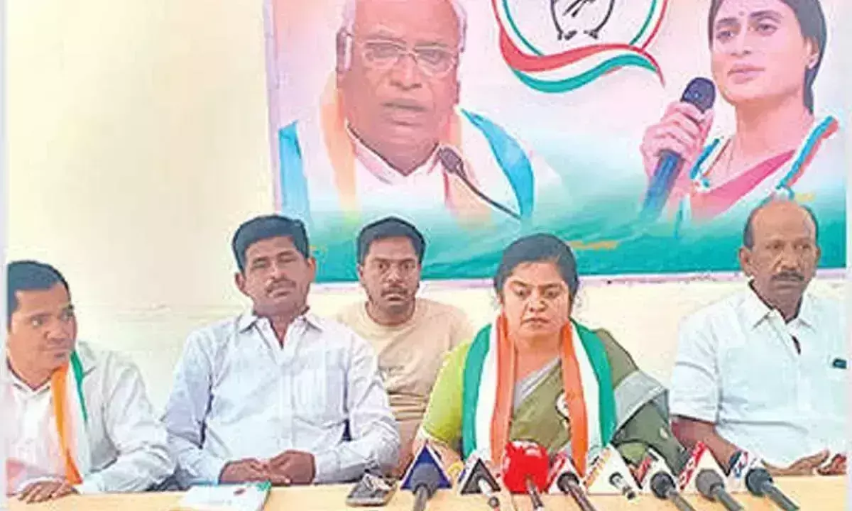 Andhra: कांग्रेस ने अग्निवीर भर्ती में बदलाव की मांग की Andhra: कांग्रेस ने अग्निवीर भर्ती में बदलाव की मांग की
