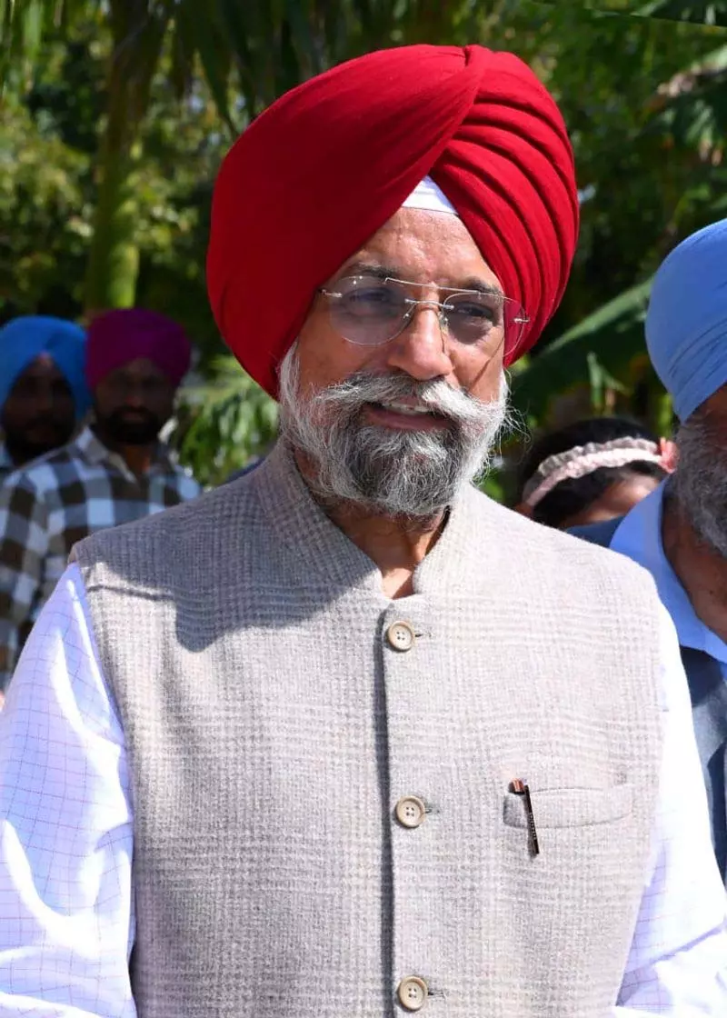 GNDU के कुलपति ने छात्रों को पूर्ण सहयोग का आश्वासन दिया GNDU के कुलपति ने छात्रों को पूर्ण सहयोग का आश्वासन दिया