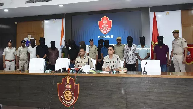 Bhubaneswar में बार बाउंसर पर हमला और गोलीबारी के आरोप में 11 गिरफ्तार Bhubaneswar में बार बाउंसर पर हमला और गोलीबारी के आरोप में 11 गिरफ्तार