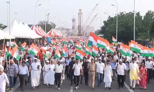 सेना के समर्थन में चेन्नई में रैली: मुख्यमंत्री, मंत्री और वरिष्ठ अधिकारी शामिल