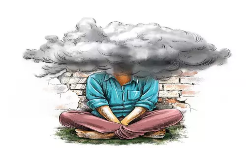 भारत-पाकिस्तान संघर्ष से जुड़ी सामग्री का अत्यधिक सेवन न करें, ताकि चिंता से बचा जा सके: विशेषज्ञ