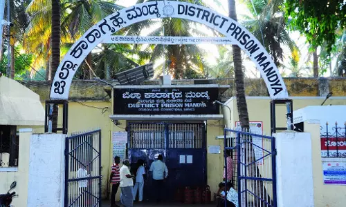 Mandya : जेल में 90 कैदियों ने की आत्महत्या Mandya : जेल में 90 कैदियों ने की आत्महत्या
