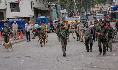Kashmir घाटी में रात भर संघर्ष विराम उल्लंघन की कोई सूचना नहीं Kashmir घाटी में रात भर संघर्ष विराम उल्लंघन की कोई सूचना नहीं