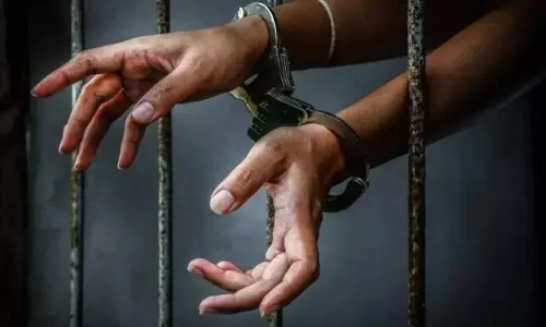 Haldwani: तस्करी करते पकड़ा गया युवक, स्मैक के साथ गिरफ्तार Haldwani: तस्करी करते पकड़ा गया युवक, स्मैक के साथ गिरफ्तार
