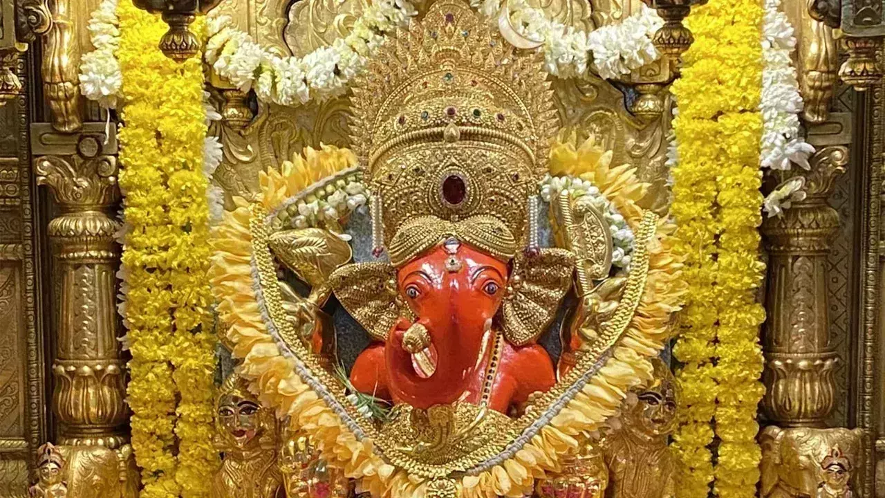 Ganapati के ये मंदिर हैं रहस्य और चमत्कारों का संगम, जानें खास बातें Ganapati के ये मंदिर हैं रहस्य और चमत्कारों का संगम, जानें खास बातें