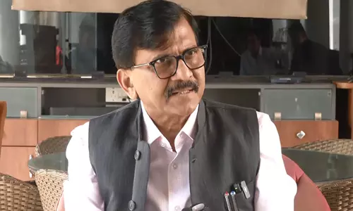 शिवसेना के Sanjay Raut ने सर्वदलीय बैठक बुलाने की मांग की, राष्ट्रीय सुरक्षा पर निष्क्रियता की आलोचना की शिवसेना के Sanjay Raut ने सर्वदलीय बैठक बुलाने की मांग की, राष्ट्रीय सुरक्षा पर निष्क्रियता की आलोचना की