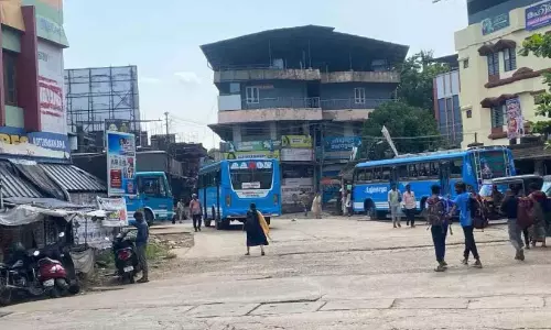 कोट्टाराक्कारा निजी बस स्टैंड का उच्च तकनीकी विकास अनिश्चितता में कोट्टाराक्कारा निजी बस स्टैंड का उच्च तकनीकी विकास अनिश्चितता में