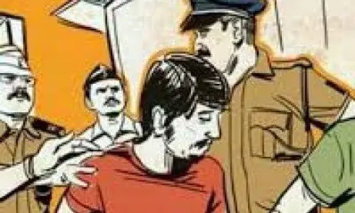 Bareilly: झूठी दुष्कर्म FIR से ब्लैकमेलिंग का खेल, पुलिस ने दबोचा आरोपी