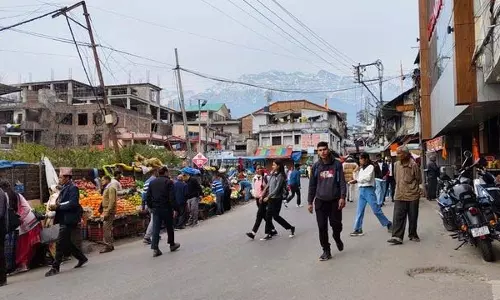 अतिक्रमण से Kangra घाटी की प्राकृतिक सुंदरता और सुरक्षा को खतरा अतिक्रमण से Kangra घाटी की प्राकृतिक सुंदरता और सुरक्षा को खतरा
