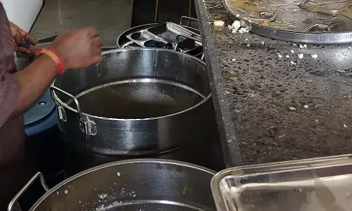 Karnataka : इंदिरा कैंटीन में अव्यवस्था