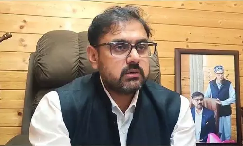घबराने की जरूरत नहीं, जम्मू-कश्मीर में आवश्यक वस्तुओं की पर्याप्त आपूर्ति: Satish Sharma