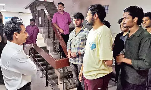 35 छात्र Telangana भवन में शामिल हुए
