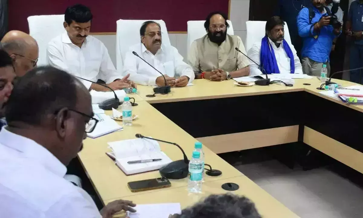 उत्तम ने अधिकारियों को SRLI, SSMP परियोजनाओं पर काम में तेजी लाने का निर्देश दिया