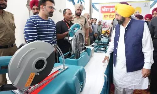 Punjab के सीमावर्ती क्षेत्रों को 47 करोड़ रुपये की आपातकालीन अग्निशमन मशीनरी मिली