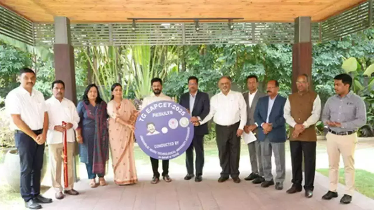 तेलंगाना EAMCET की इंजीनियरिंग स्ट्रीम में 73 प्रतिशत से अधिक छात्र उत्तीर्ण तेलंगाना EAMCET की इंजीनियरिंग स्ट्रीम में 73 प्रतिशत से अधिक छात्र उत्तीर्ण