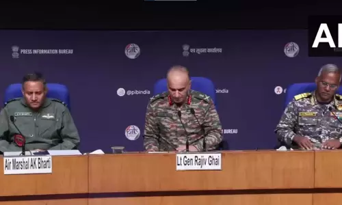 भारतीय सेना की कार्रवाई से पाकिस्तान को बड़ा झटका: DGMO भारतीय सेना की कार्रवाई से पाकिस्तान को बड़ा झटका: DGMO